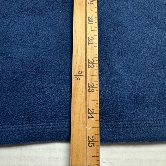 Vineyard Vines, Martha's Vineyard Men’s Full Zip Fleece Vest - Picture 10 of 11